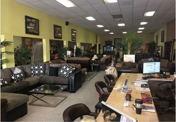 NNN Leased Retail Building - Ideal Furniture Gallery: 116 W 6th St, Hanford, CA 93230